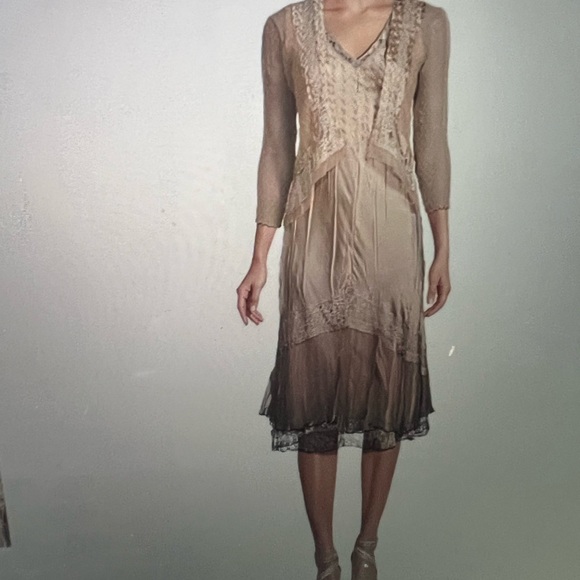 Elegant Shimmering Komarov V-Neck Sleeveless Dress w/ Light Jacket - Picture 3 of 7